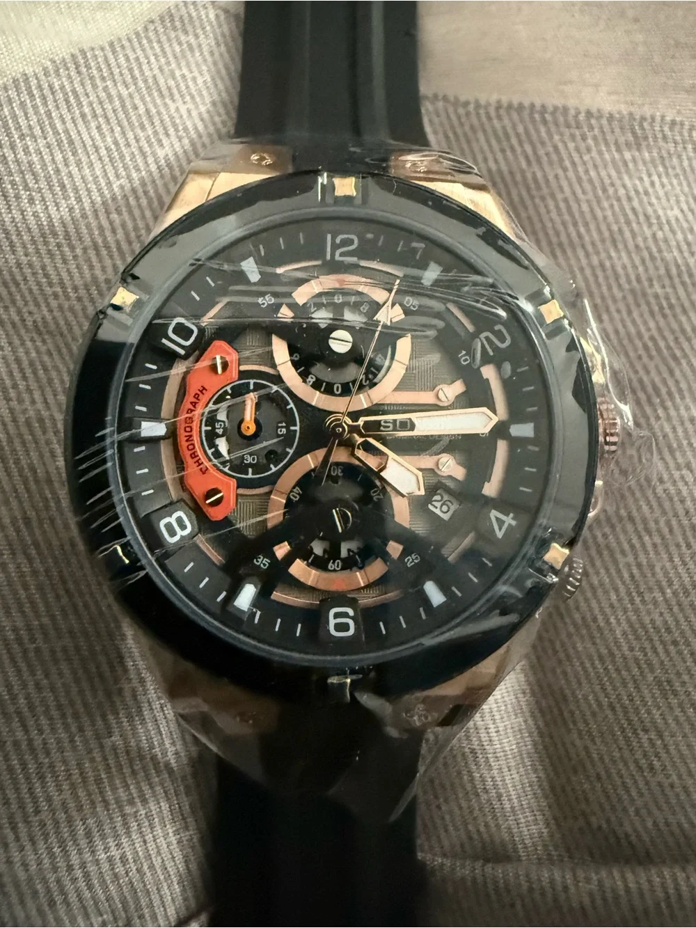 Men’s Black and Gold Chronograph Sport Watch